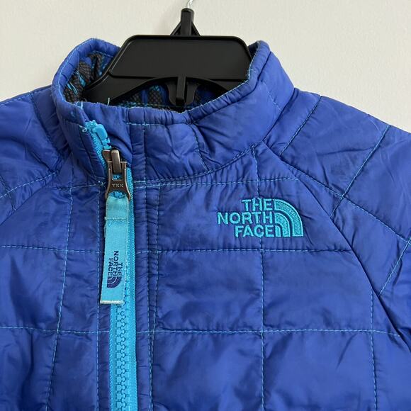 The North Face Blue Jacket - Picture 3 of 12